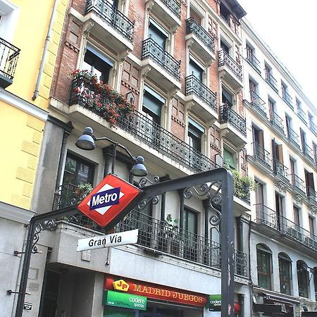 Gran Via Sol Apartamentos มาดริด ภายนอก รูปภาพ