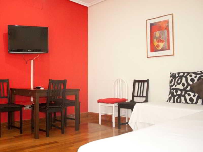 Gran Via Sol Apartamentos มาดริด ภายนอก รูปภาพ