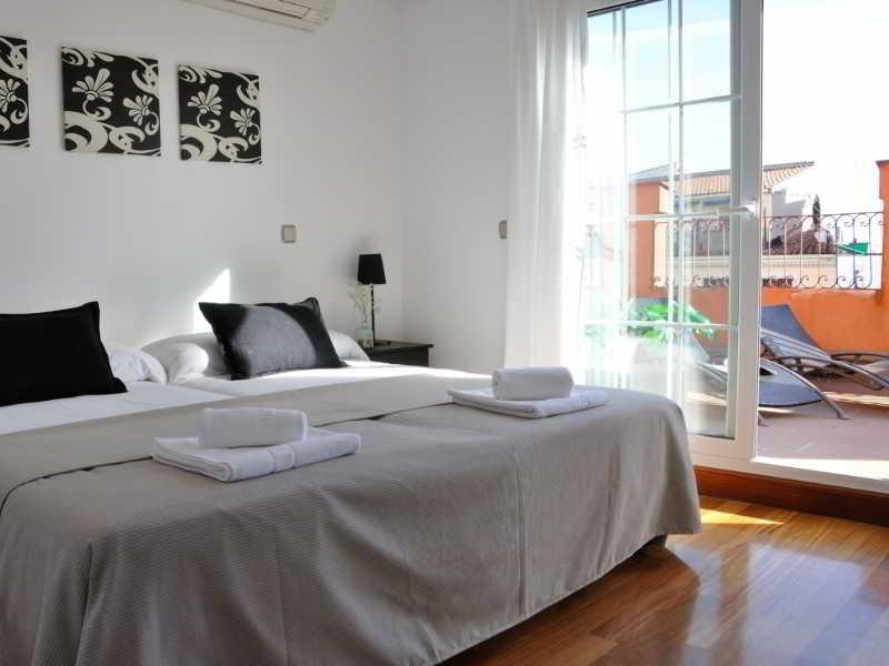 Gran Via Sol Apartamentos มาดริด ภายนอก รูปภาพ