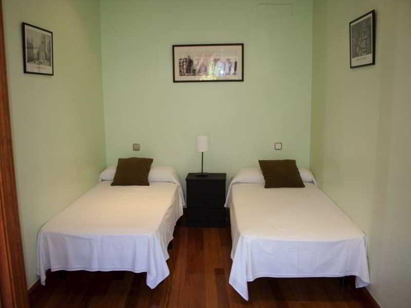 Gran Via Sol Apartamentos มาดริด ภายนอก รูปภาพ