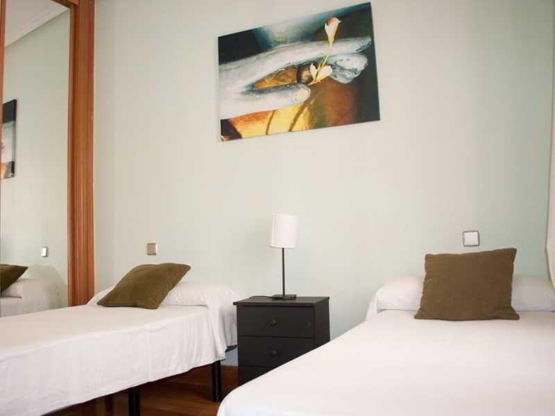 Gran Via Sol Apartamentos มาดริด ภายนอก รูปภาพ