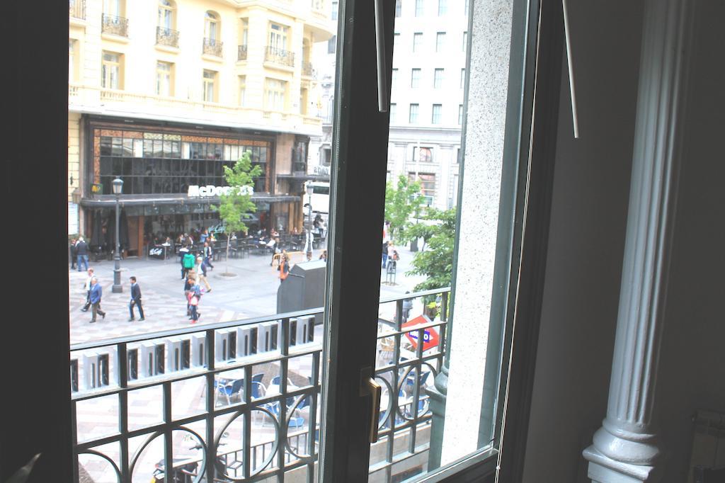 Gran Via Sol Apartamentos มาดริด ภายนอก รูปภาพ